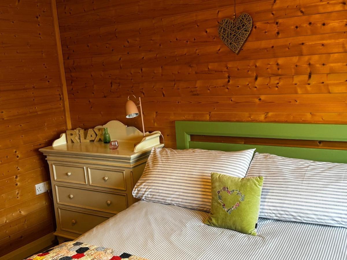 Shabby Chic Barn Villa Galway Exterior photo